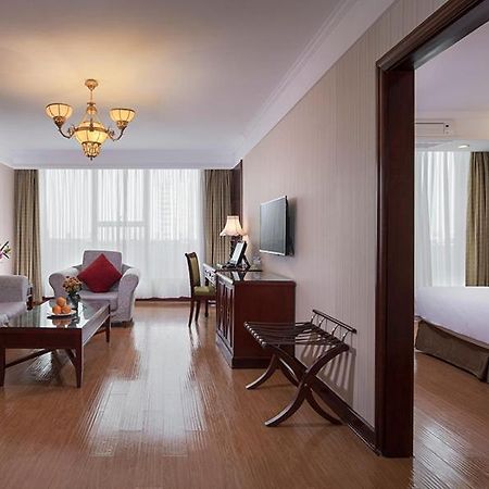 Vienna International Hotel Taicang Nanyang Plaza Exterior photo