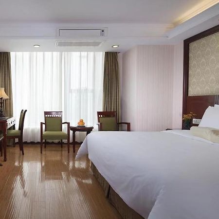 Vienna International Hotel Taicang Nanyang Plaza Exterior photo