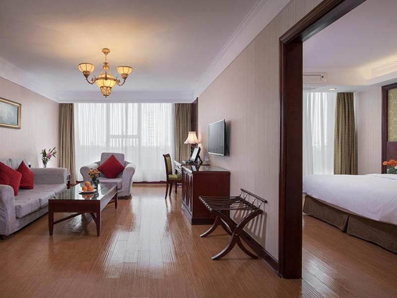 Vienna International Hotel Taicang Nanyang Plaza Exterior photo