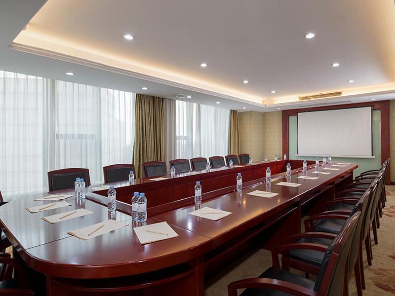 Vienna International Hotel Taicang Nanyang Plaza Exterior photo
