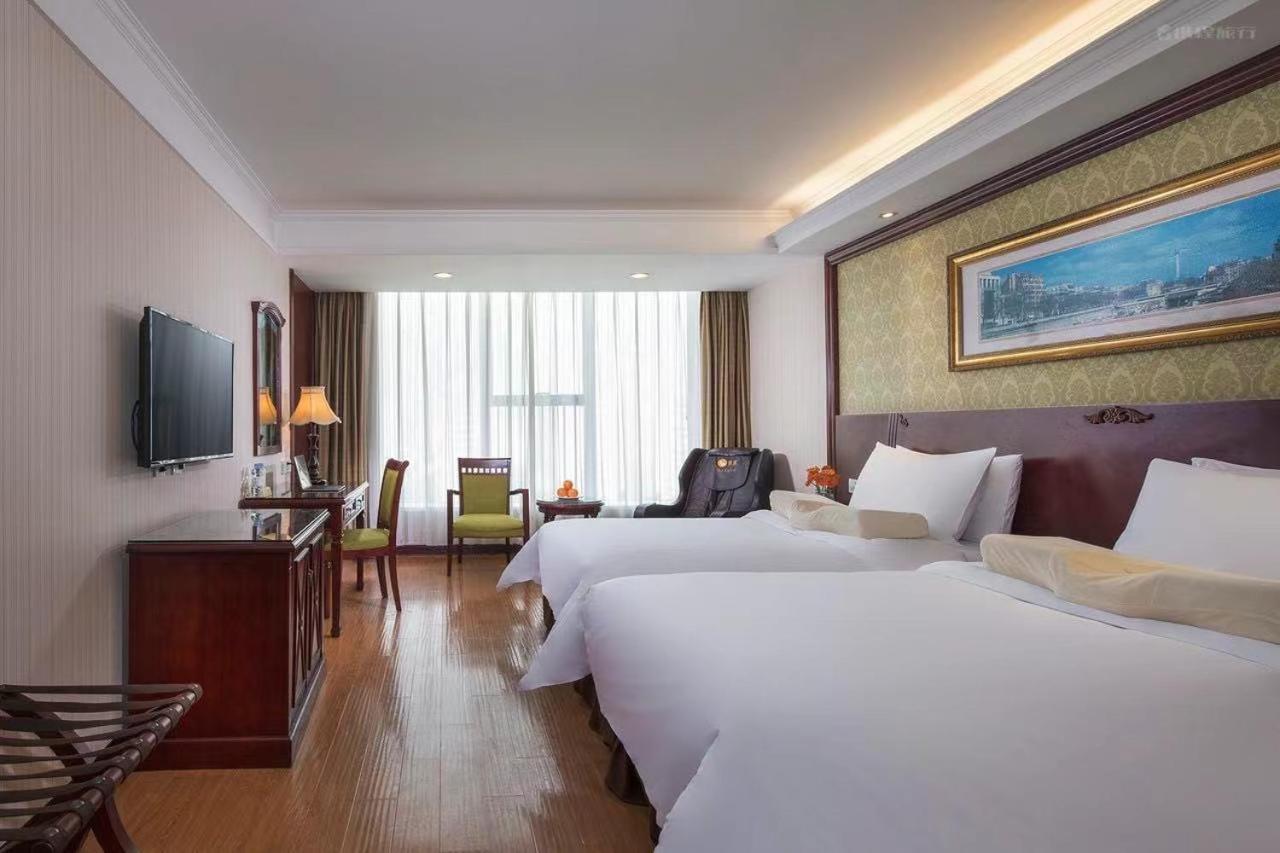 Vienna International Hotel Taicang Nanyang Plaza Exterior photo
