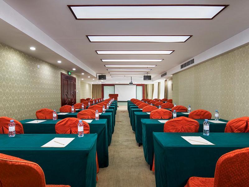 Vienna International Hotel Taicang Nanyang Plaza Exterior photo