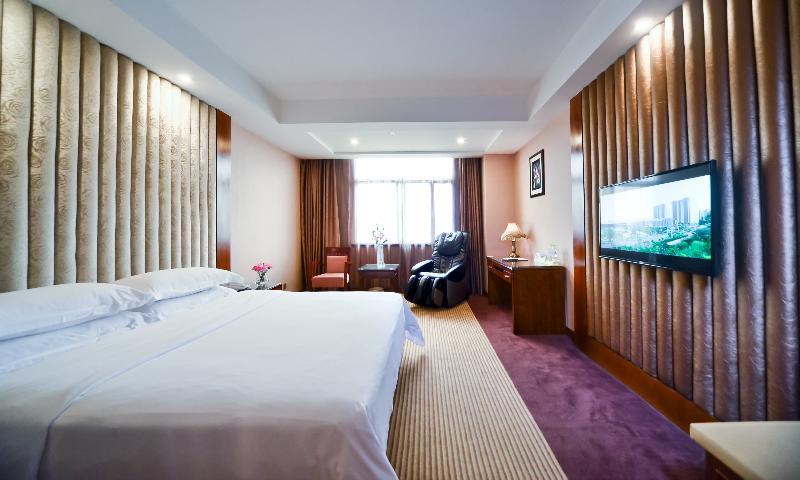 Vienna International Hotel Taicang Nanyang Plaza Exterior photo